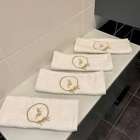 Avec Piscine Chauffee A Moins 1h30 De Paris