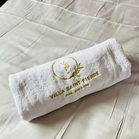 Avec Piscine Chauffee A Moins 1h30 De Paris * Saint-Pierre-des-Fleurs